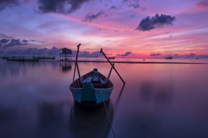 台风眼为什么风平浪静(上升气流控制时风力大还是小)